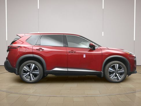 Certified 2023 Nissan Rogue SL w/ SL Premium Package FWD image 27