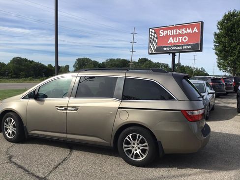 Used 2012 Honda Odyssey EX-L image 11
