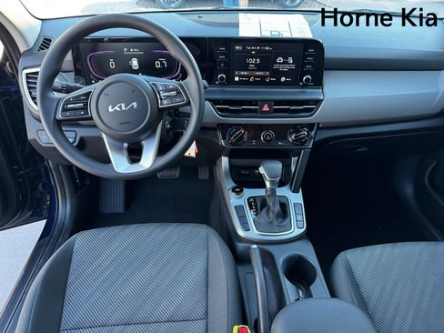 New 2026 Kia Seltos LX image 13