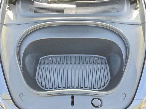 Used 2025 Tesla Model 3 Long Range AWD/4WD image 34