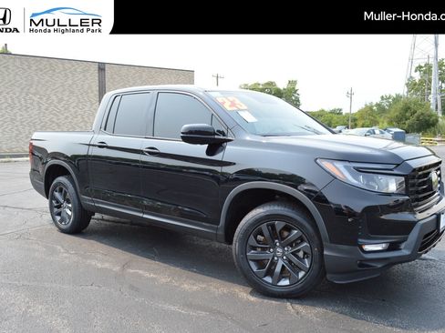 Certified 2023 Honda Ridgeline Sport image 1
