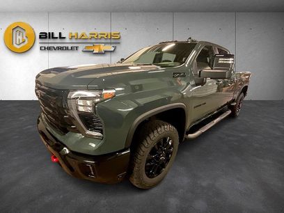 New 2025 Chevrolet Silverado 2500 LT w/ Trail Boss Package