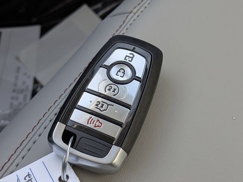 New 2026 Ford Explorer Active w/ Active Comfort Package image 34