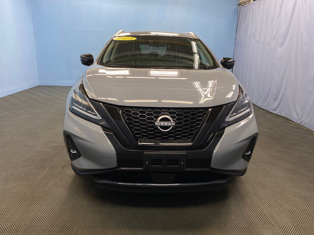 Used 2023 Nissan Murano SV w/ SV Midnight Edition Package AWD/4WD image 2