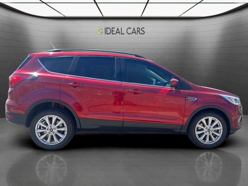 Used 2019 Ford Escape SEL AWD/4WD image 4