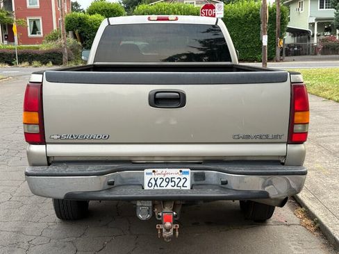 Used 2002 Chevrolet Silverado 2500 LS w/ Electrical Convenience Pkg RWD image 5