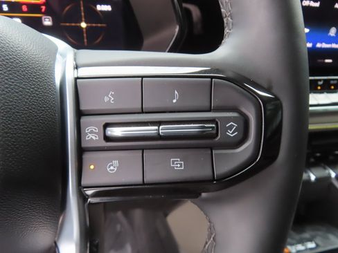 Certified 2024 Chevrolet Colorado ZR2 w/ ZR2 Bison Edition image 25