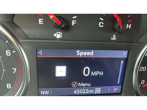 Used 2023 GMC Acadia SLT w/ Preferred Package AWD/4WD image 17