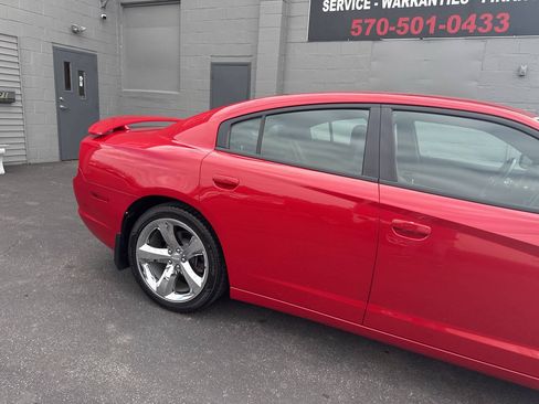 Used 2012 Dodge Charger SXT Plus RWD image 9