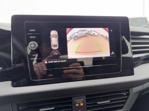 Used 2025 Volkswagen Jetta Sport image 22