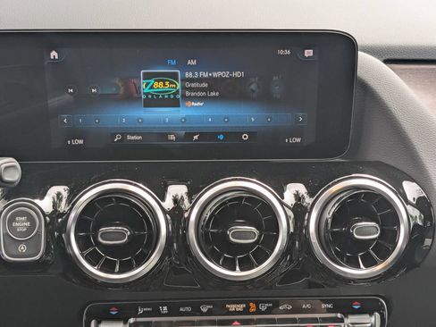 Certified 2022 Mercedes-Benz GLA 250 4MATIC w/ Premium Package Lite image 5