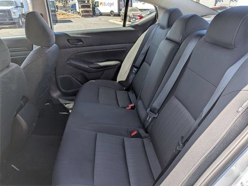Used 2025 Nissan Altima 2.5 SV FWD image 27