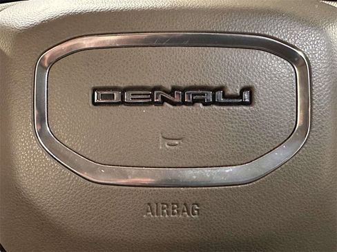 Used 2023 GMC Yukon Denali w/ Denali Reserve Package image 28