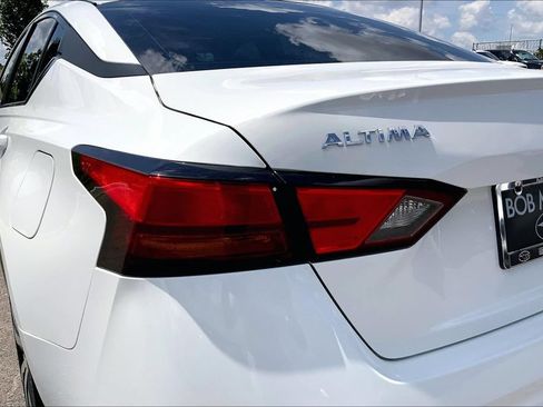 Used 2019 Nissan Altima 2.5 SR FWD image 22