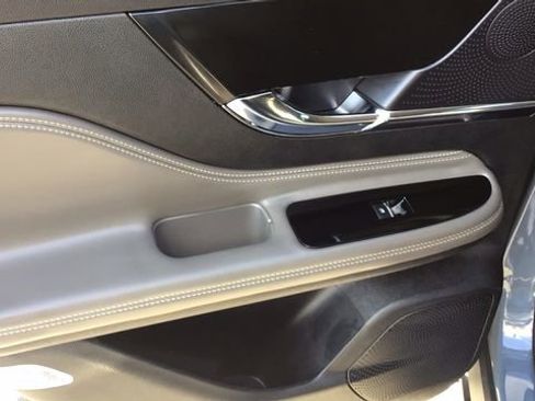 Used 2023 Lincoln Corsair FWD w/ Equipment Group 101A image 15