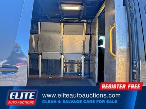 Used 2019 Mercedes-Benz Sprinter 170 image 21