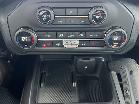 New 2025 Ford Bronco Big Bend w/ Black Diamond Package image 6