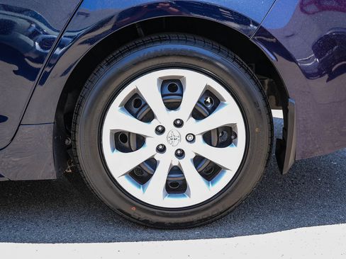 Used 2024 Toyota Corolla LE FWD image 10