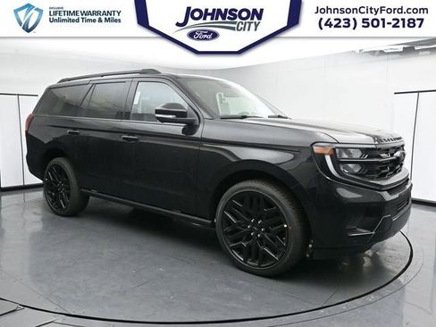 New 2026 Ford Expedition Platinum w/ Stealth Performance Package image 3