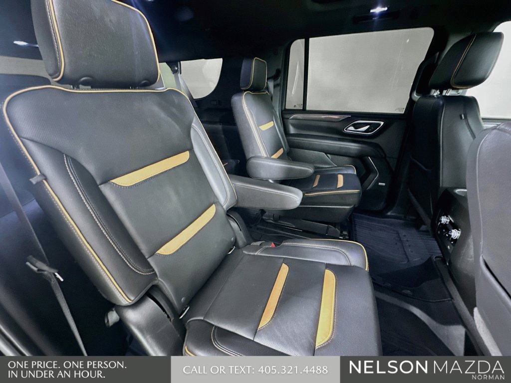 Used 2022 GMC Yukon XL AT4 AWD/4WD image 31