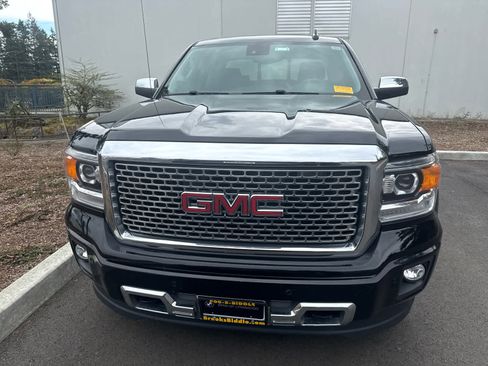 Used 2015 GMC Sierra 1500 Denali w/ Driver Alert Package image 3