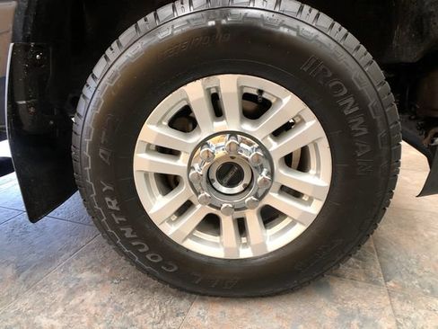 Certified 2019 Ford F250 Lariat w/ FX4 Off-Road Package AWD/4WD image 9