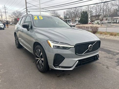 Certified 2025 Volvo XC60 B5 Plus image 6