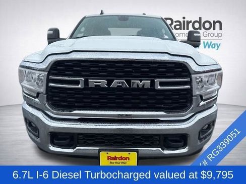 Used 2024 RAM 3500 Big Horn AWD/4WD image 2