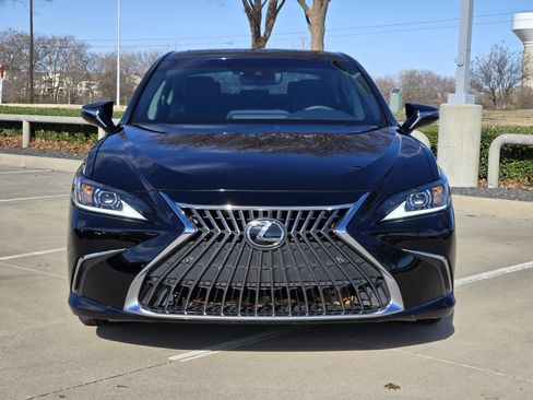 Used 2023 Lexus ES 350 Premium image 11