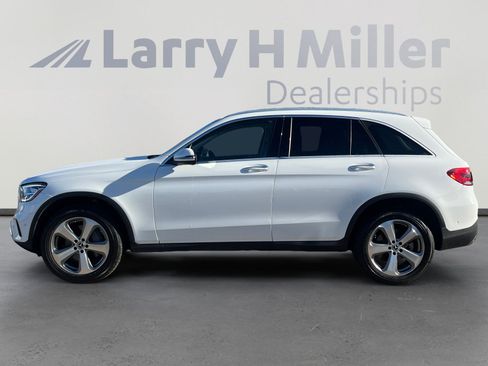 Used 2022 Mercedes-Benz GLC 300 4MATIC image 2