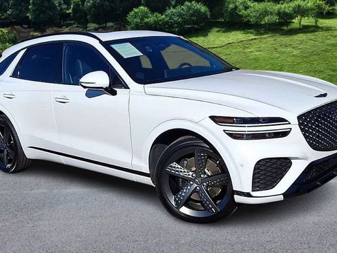 Certified 2025 Genesis GV70 3.5T Sport w/ Sport Advanced Package image 2