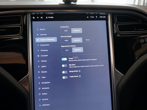 Used 2017 Tesla Model X 75D image 36