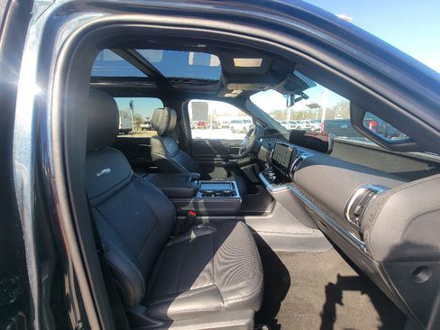 New 2026 Ford Expedition Max Platinum image 37