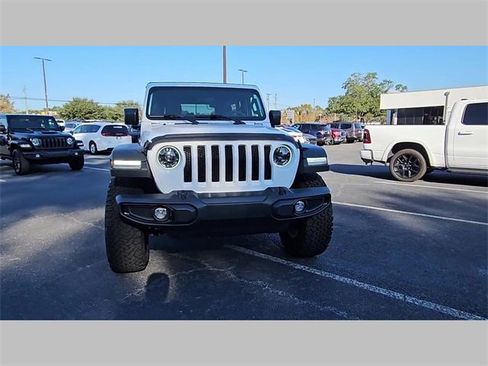 Used 2023 Jeep Wrangler Unlimited Sport image 20