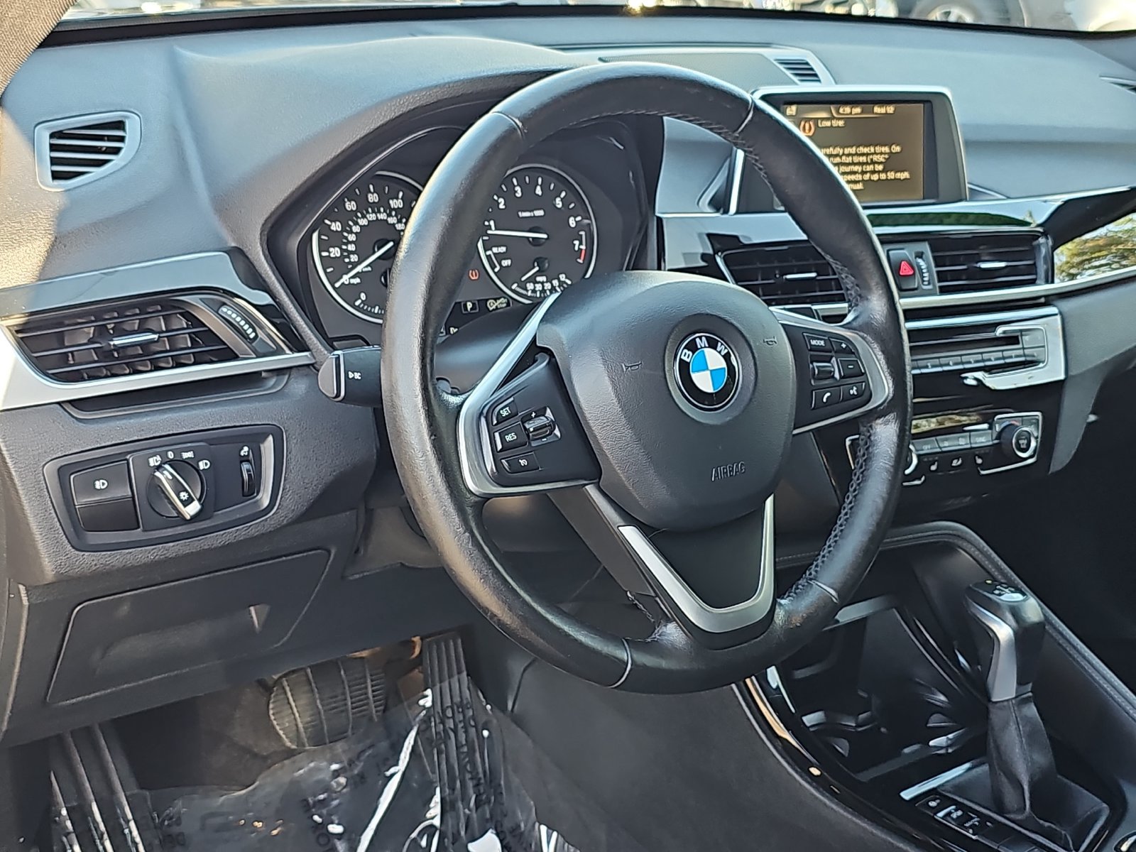 Used 2016 BMW X1 xDrive28i AWD/4WD image 16