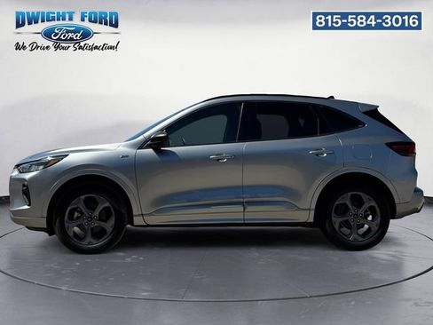 Certified 2024 Ford Escape ST-Line AWD/4WD image 2