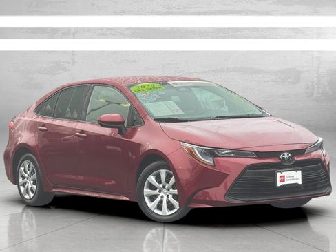 Certified 2024 Toyota Corolla LE image 2