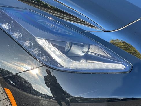 Used 2014 Chevrolet Corvette Stingray Coupe image 10