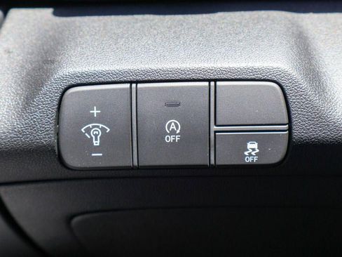 New 2026 Hyundai Elantra SE w/ Cargo Package FWD image 17
