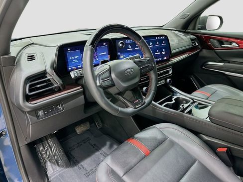 Used 2024 Chevrolet Traverse RS AWD/4WD image 9
