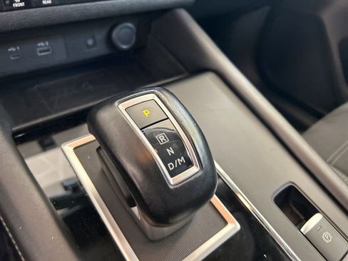 Used 2024 Mitsubishi Outlander SE AWD/4WD image 8