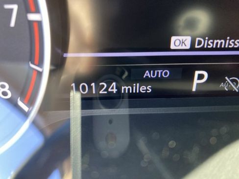 Used 2025 Nissan Rogue SV image 16