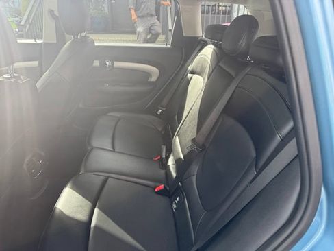 Used 2016 MINI Cooper Clubman FWD image 20