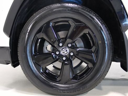 Used 2020 Toyota RAV4 XSE image 70