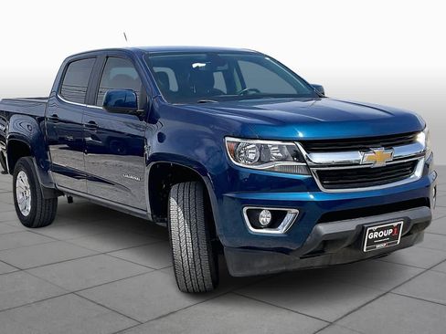 Used 2020 Chevrolet Colorado LT w/ LT Convenience Package image 3