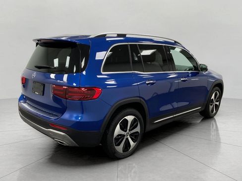 Used 2026 Mercedes-Benz GLB 250 4MATIC image 36