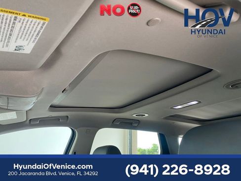 Used 2021 Buick Enclave Essence w/ Sound and Sites Package FWD image 16