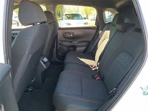 Used 2024 Honda HR-V Sport image 10