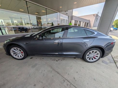 Used 2019 Tesla Model S Performance AWD/4WD image 5