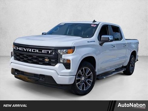 Used 2022 Chevrolet Silverado 1500 Custom RWD image 1